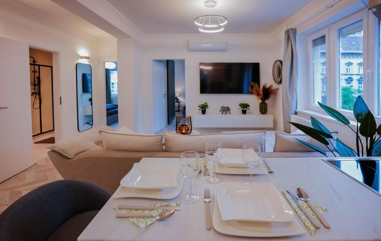 Corvin Avenue Premium Central Apartment ブダペスト エクステリア 写真